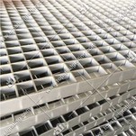 प्लेटफार्म और वॉकवे के लिए स्टील ग्रेटिंग